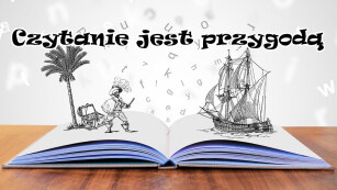 Tytuł konkursu czytanie jest przygodą umieszczony nad książką, z której wyłania się statek i wyspa z palmą